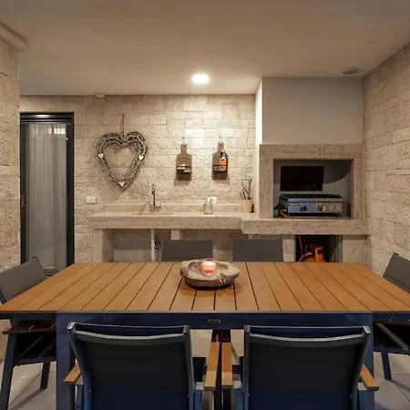 Panamera By Briskva * Kaštelir